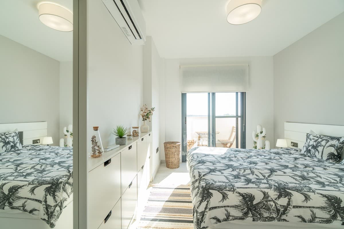 Apartamento Planta Media de 2 dormitorios en Urbanización El Raso - 13