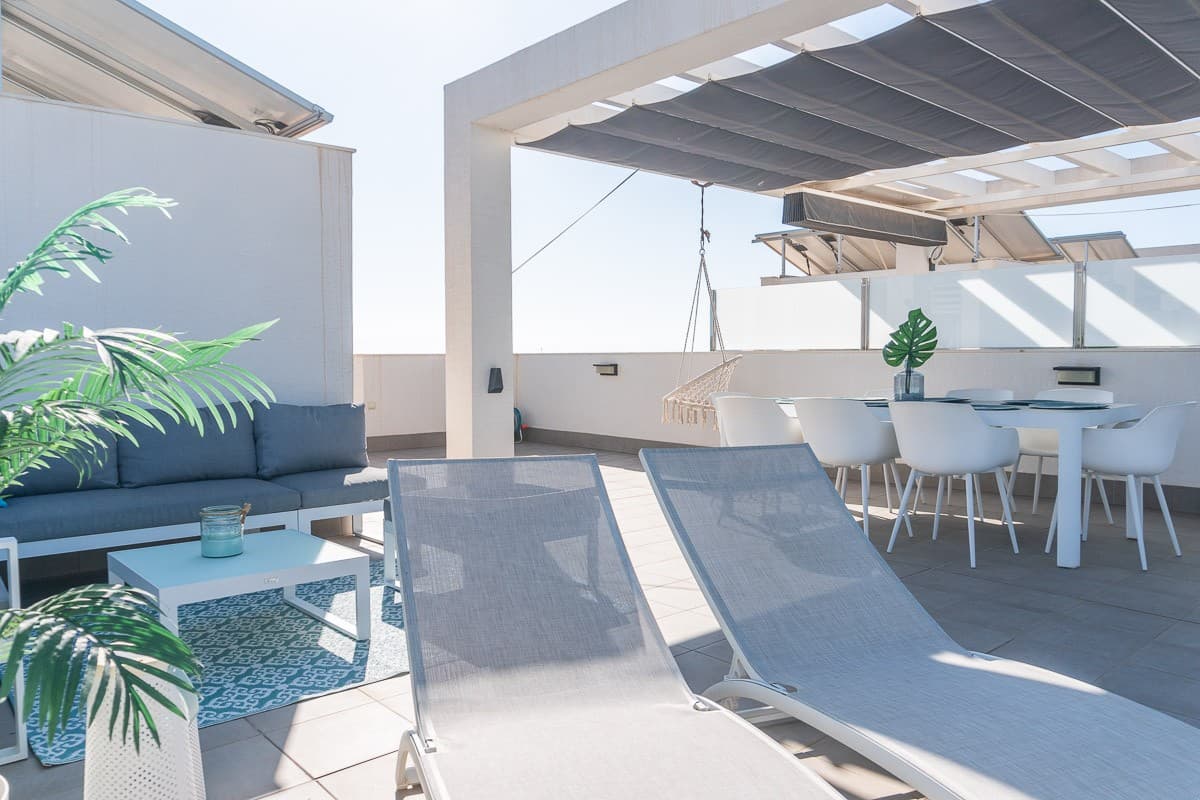 Apartamento Planta Media de 2 dormitorios en Urbanización El Raso - 42