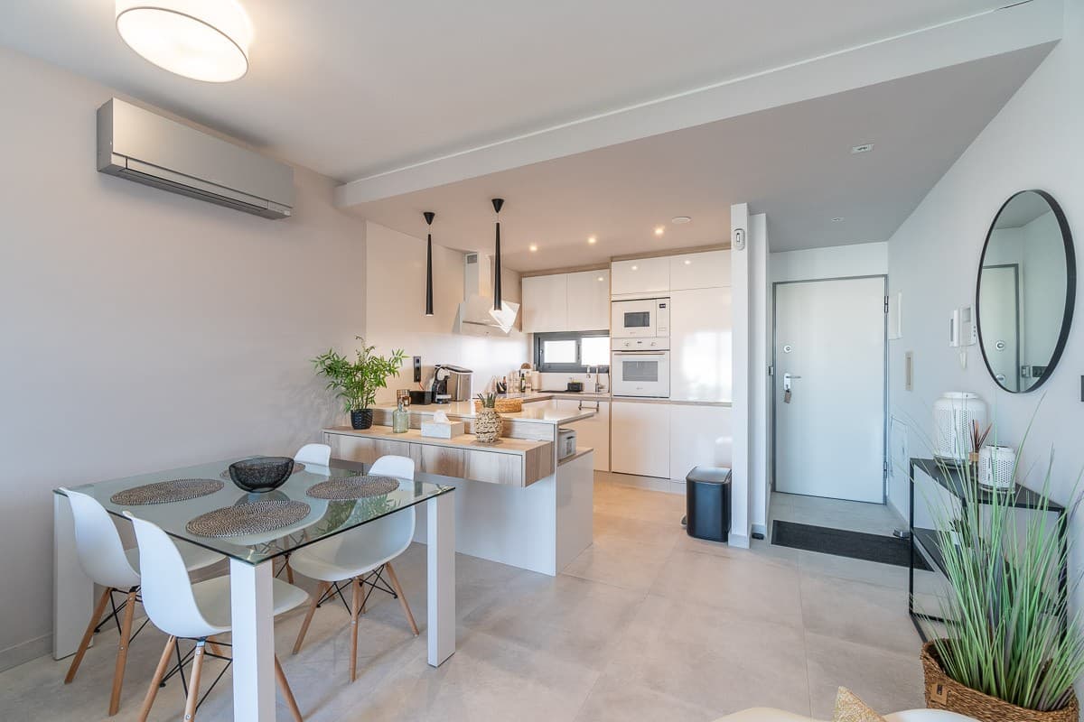 Apartamento Planta Media de 2 dormitorios en Urbanización El Raso - 9