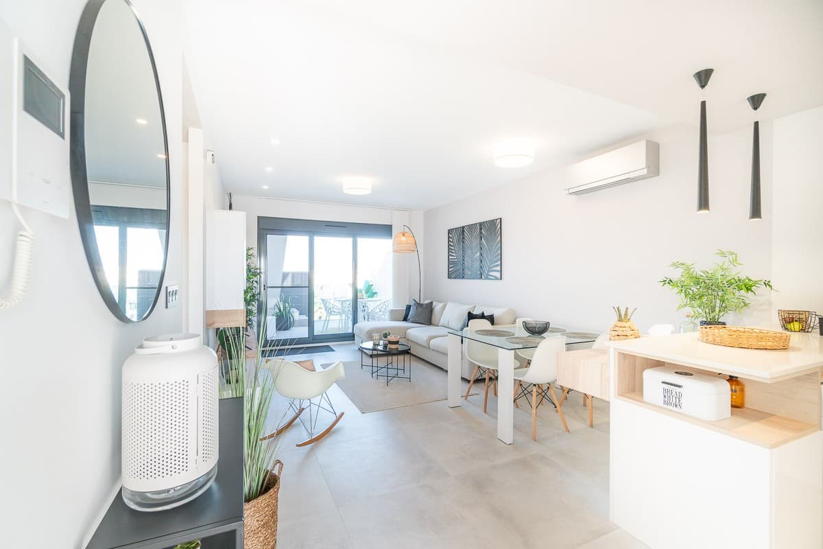 Apartamento Planta Media de 2 dormitorios en Urbanización El Raso - 2