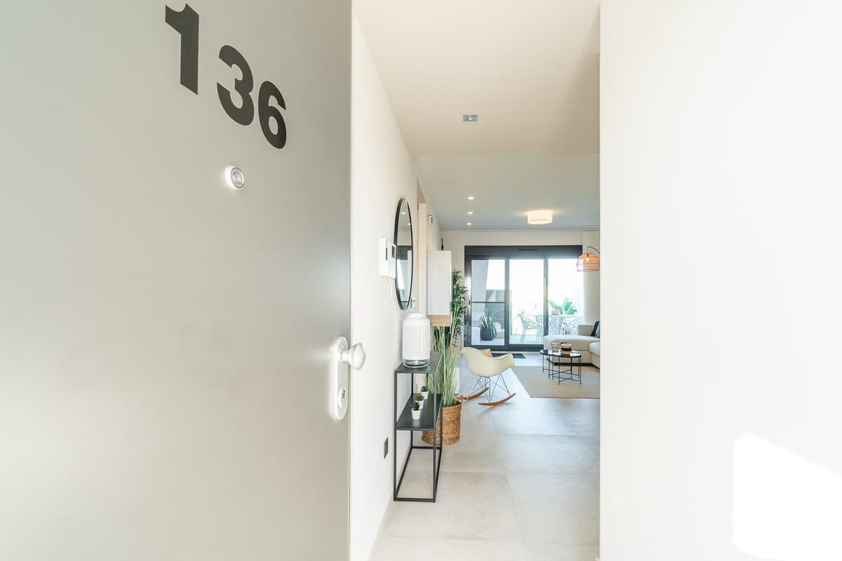 Apartamento Planta Media de 2 dormitorios en Urbanización El Raso - 3