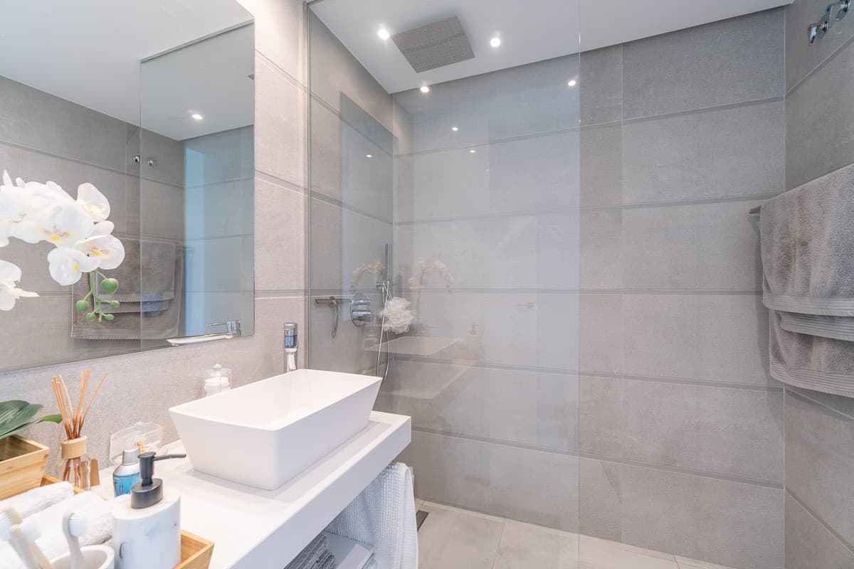 Apartamento Planta Media de 2 dormitorios en Urbanización El Raso - 21
