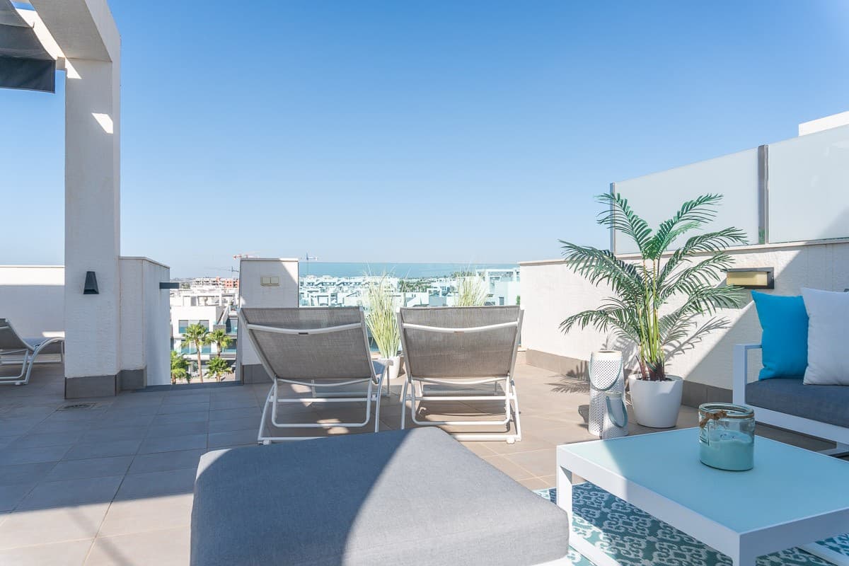 Apartamento Planta Media de 2 dormitorios en Urbanización El Raso - 33