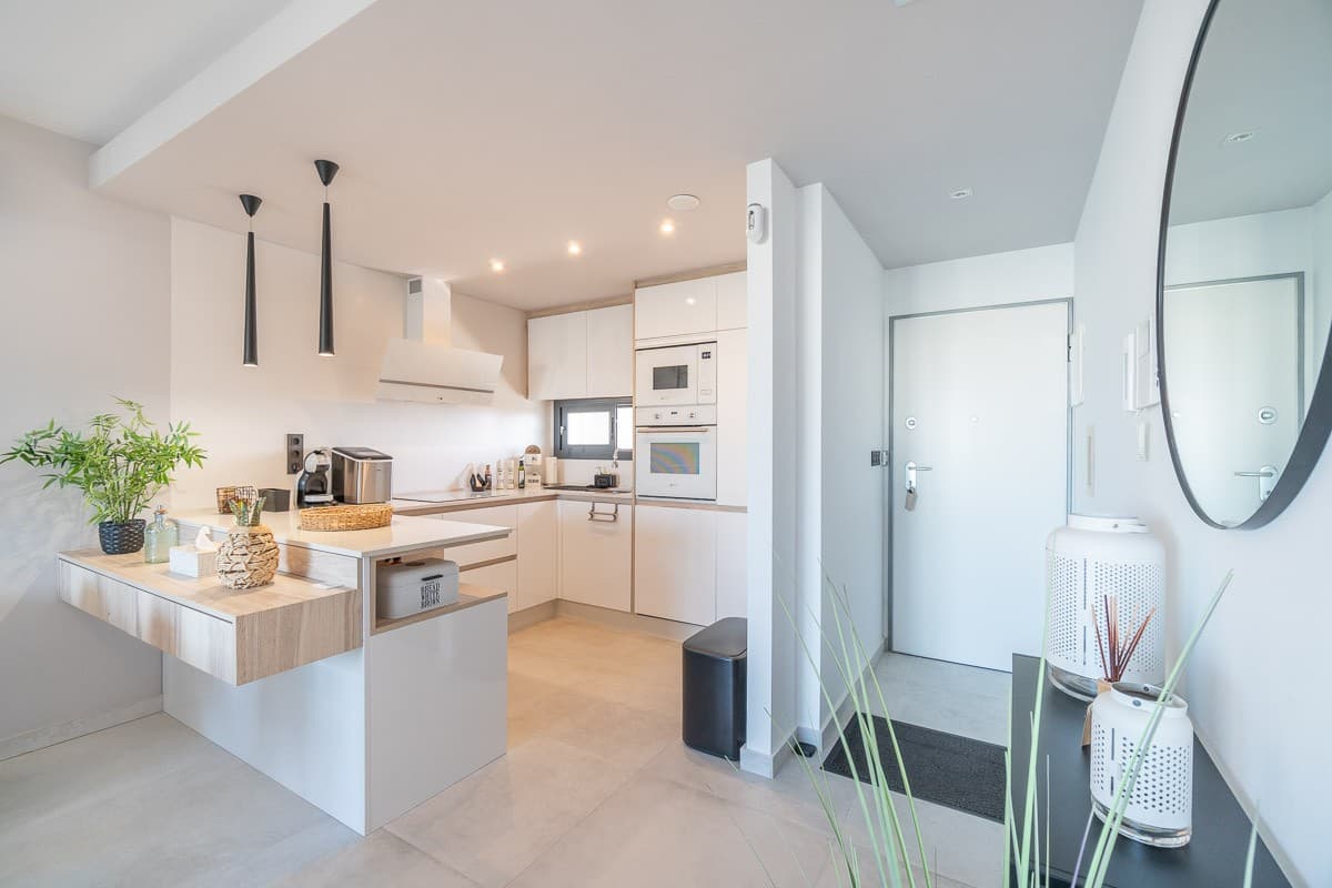 Apartamento Planta Media de 2 dormitorios en Urbanización El Raso - 4