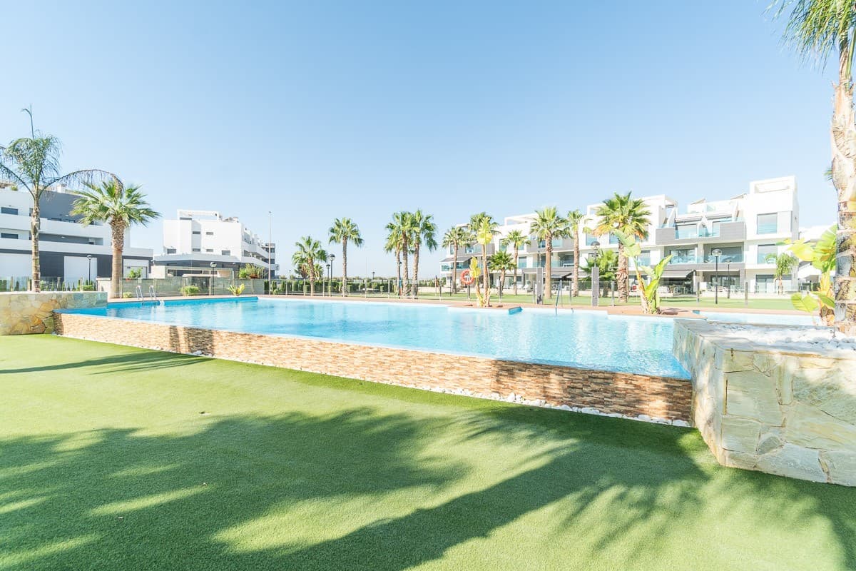 Apartamento Planta Media de 2 dormitorios en Urbanización El Raso - 44