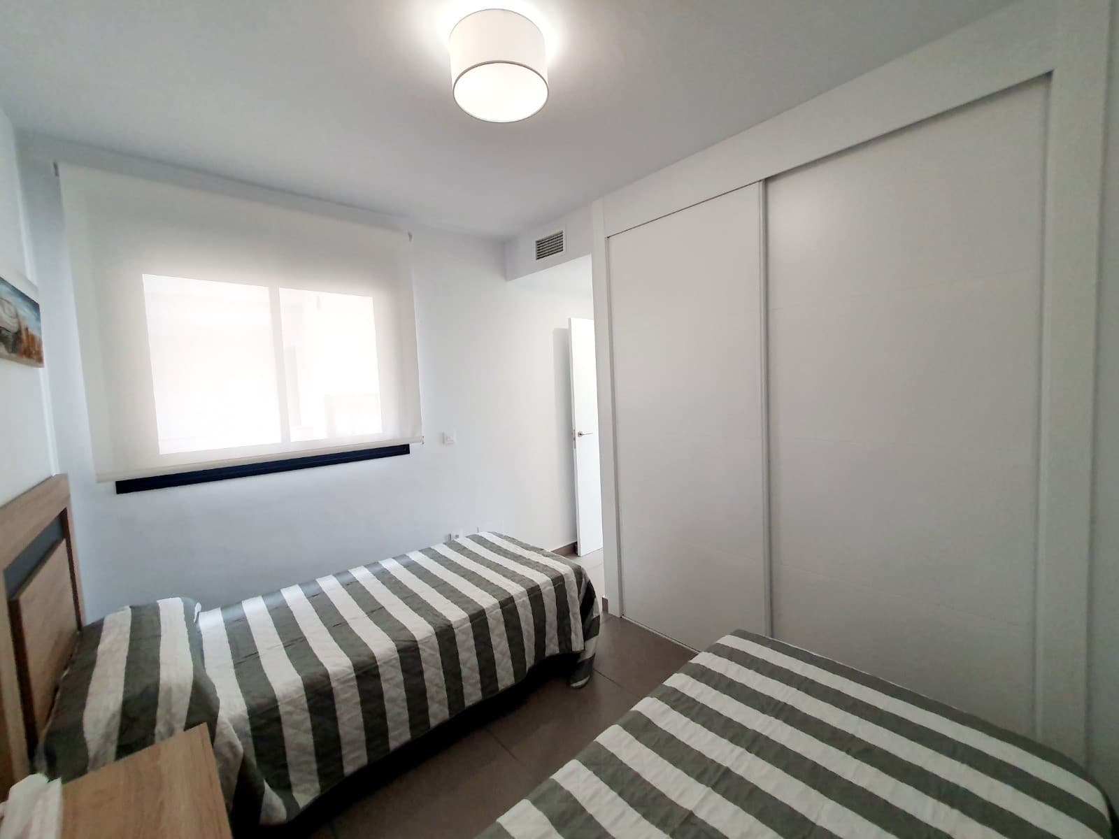 2 bed Middle Floor Apartment in Orihuela Costa - 10
