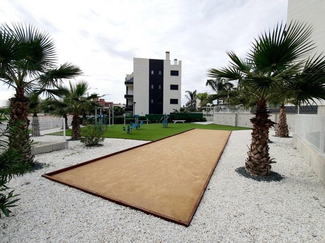 2 bed Middle Floor Apartment in Orihuela Costa - 21