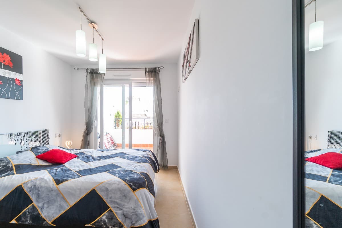 Apartamento Planta Media de 2 dormitorios en Orihuela Costa - 29