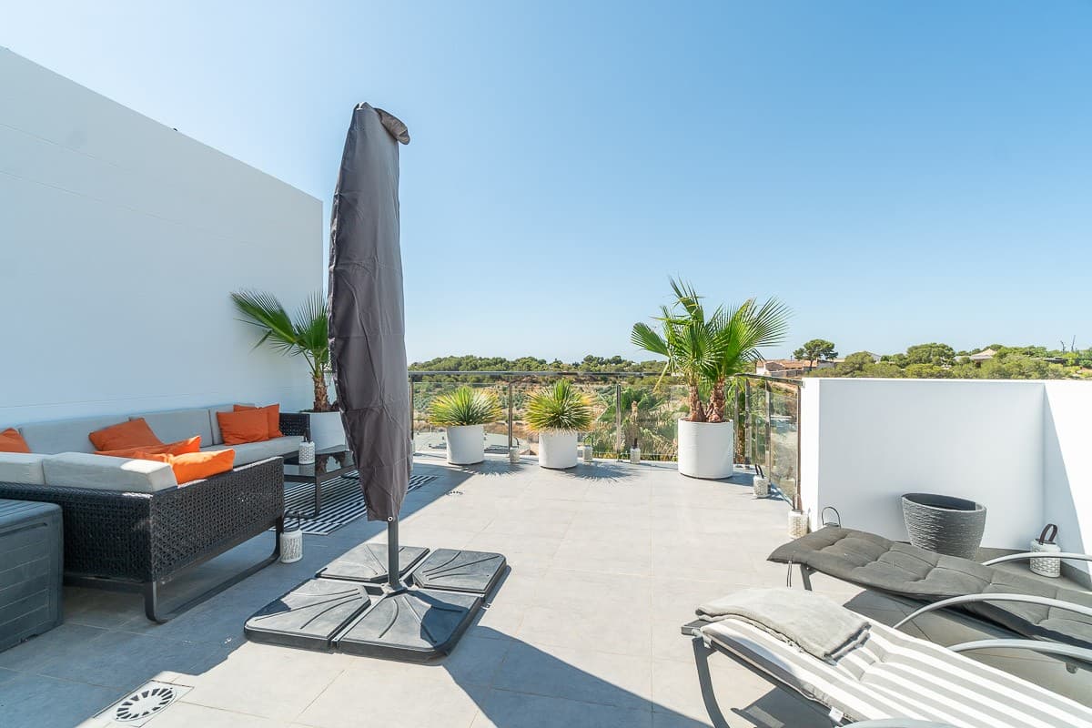 3 bed Penthouse in Villamartin - 37