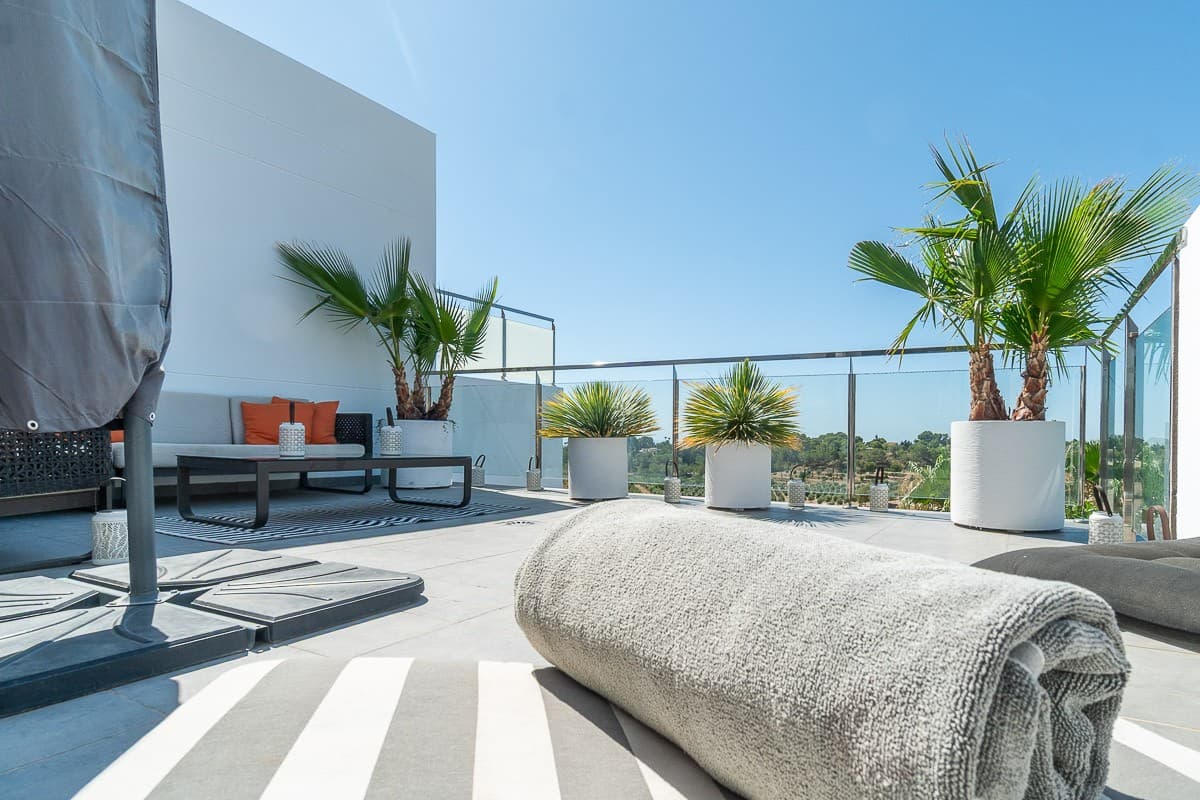 3 bed Penthouse in Villamartin - 2