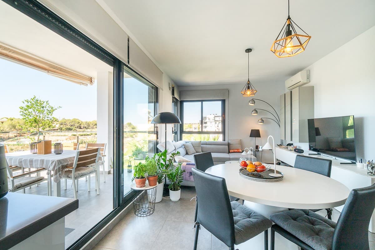 3 bed Penthouse in Villamartin - 12
