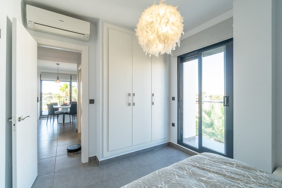 3 bed Penthouse in Villamartin - 29