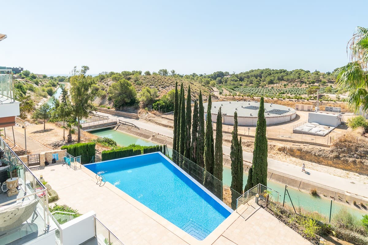 3 bed Penthouse in Villamartin - 17