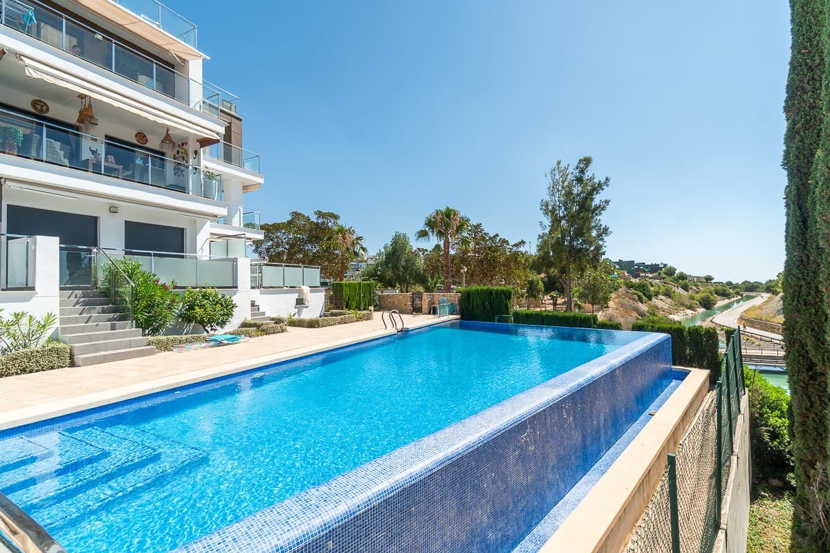 3 bed Penthouse in Villamartin - 50