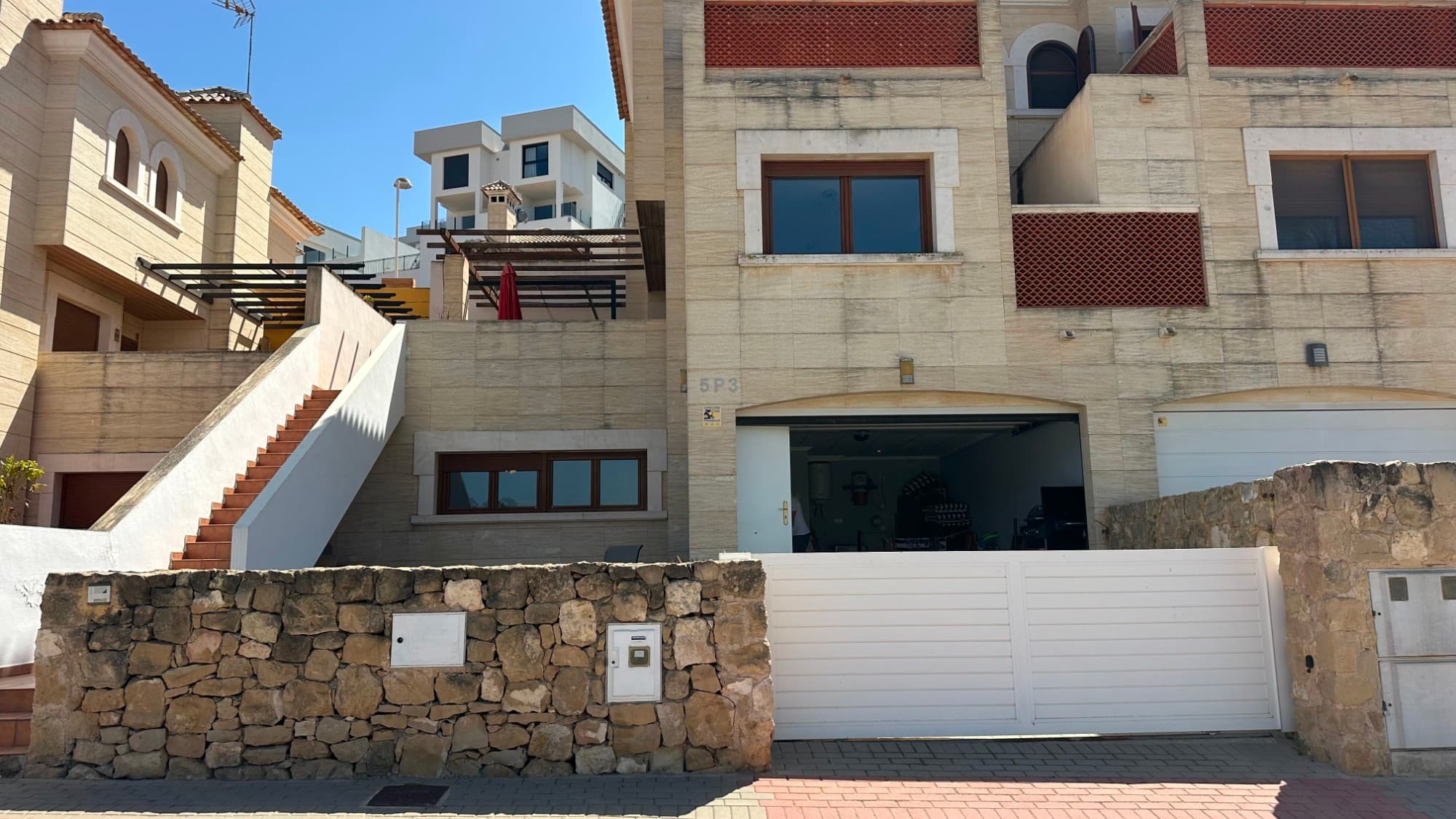 Adosada de 3 dormitorios en Algorfa - 1