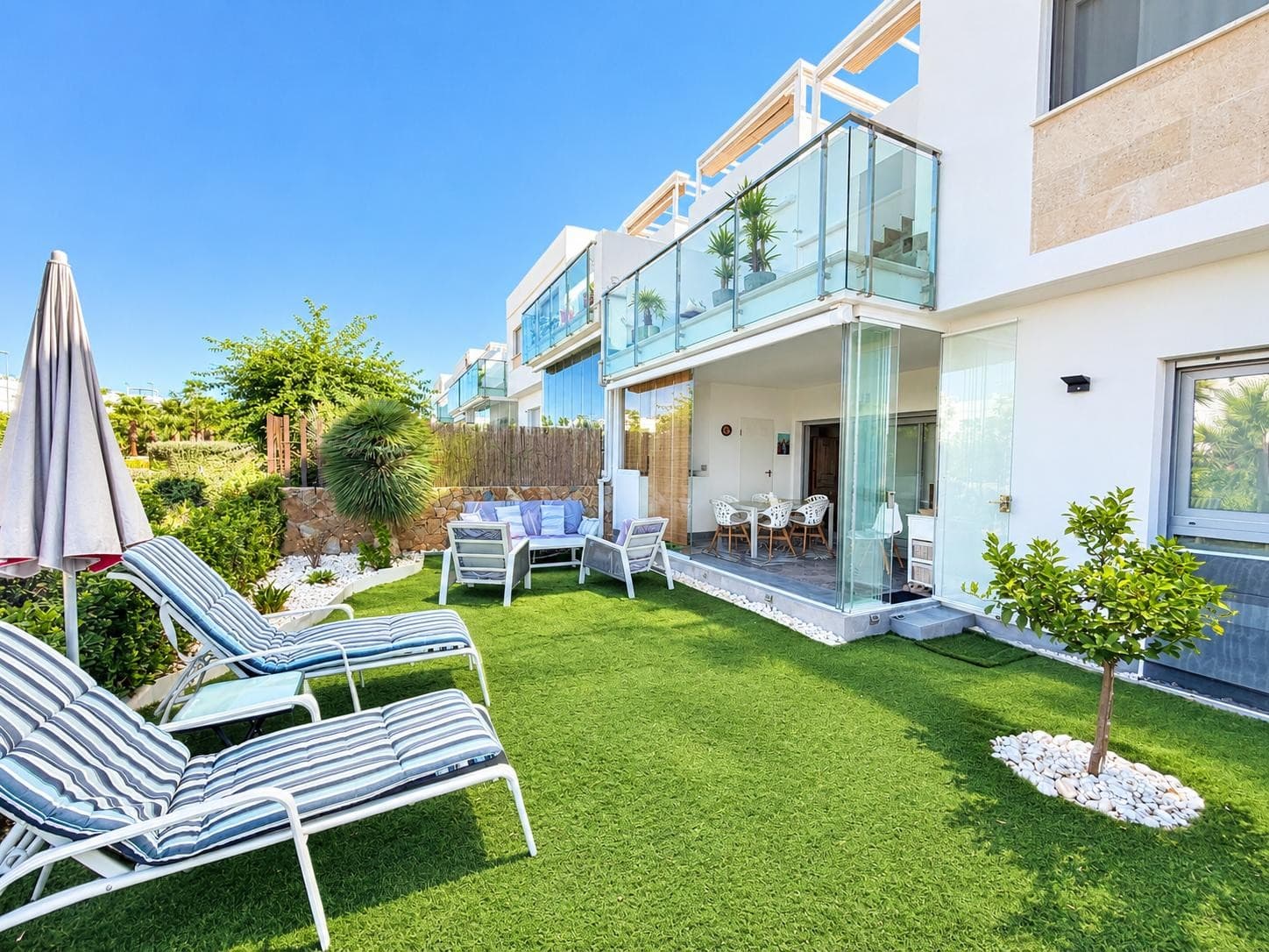 Apartamento Planta Media de 2 dormitorios en Orihuela Costa - 14