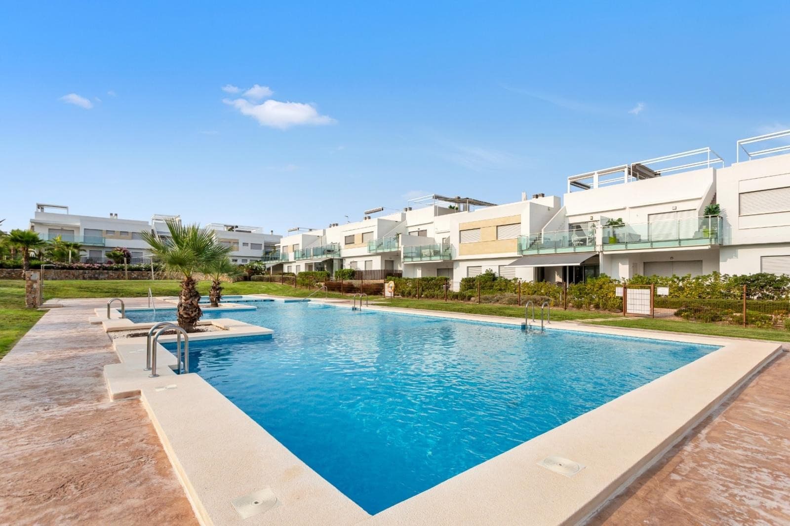 Apartamento Planta Media de 2 dormitorios en Orihuela Costa - 21