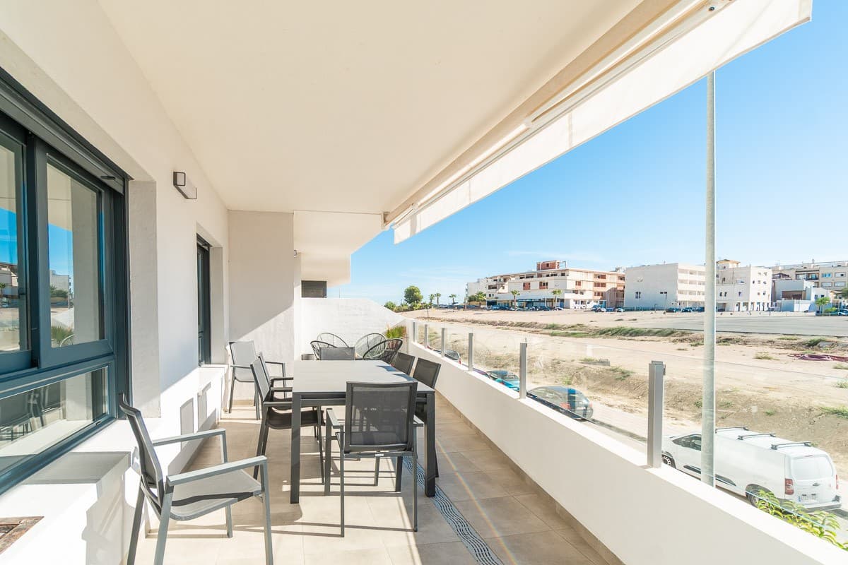 2 bed Middle Floor Apartment in San Miguel de Salinas - 31