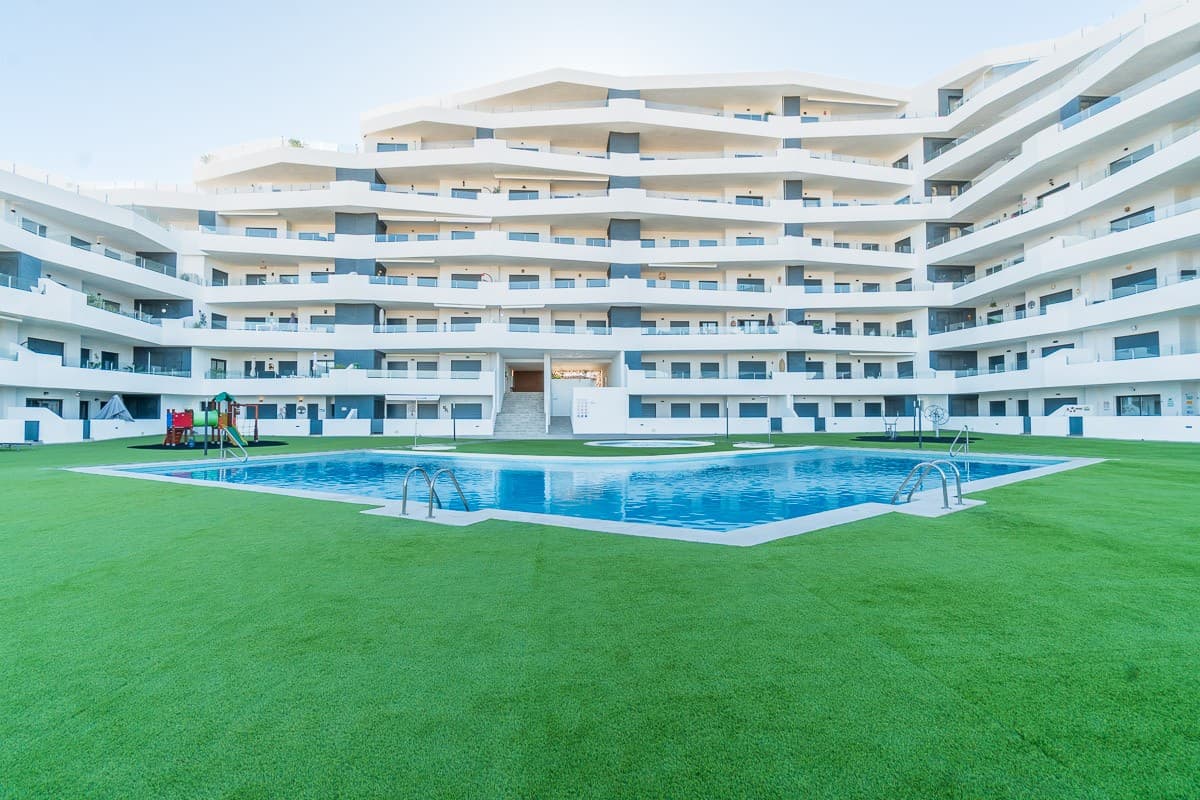 2 bed Middle Floor Apartment in San Miguel de Salinas - 5