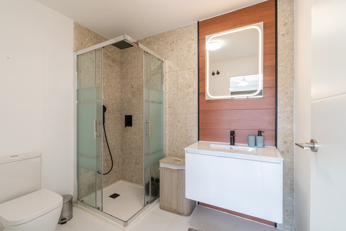 2 bed Middle Floor Apartment in San Miguel de Salinas - 24