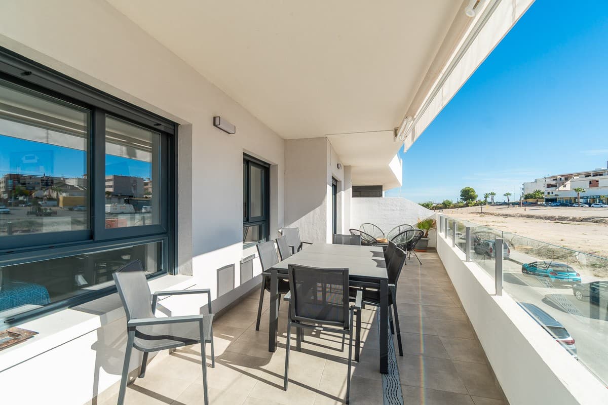 2 bed Middle Floor Apartment in San Miguel de Salinas - 30