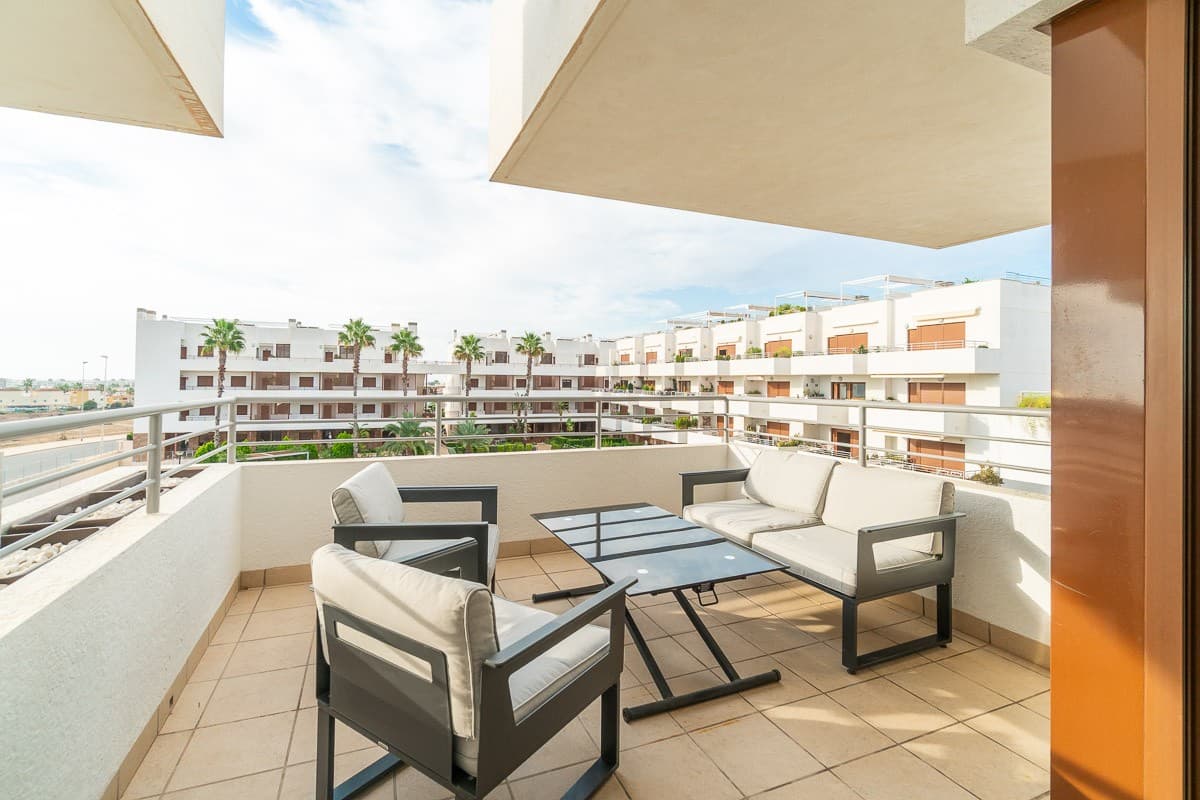 Apartamento Planta Media de 2 dormitorios en Orihuela Costa - 14