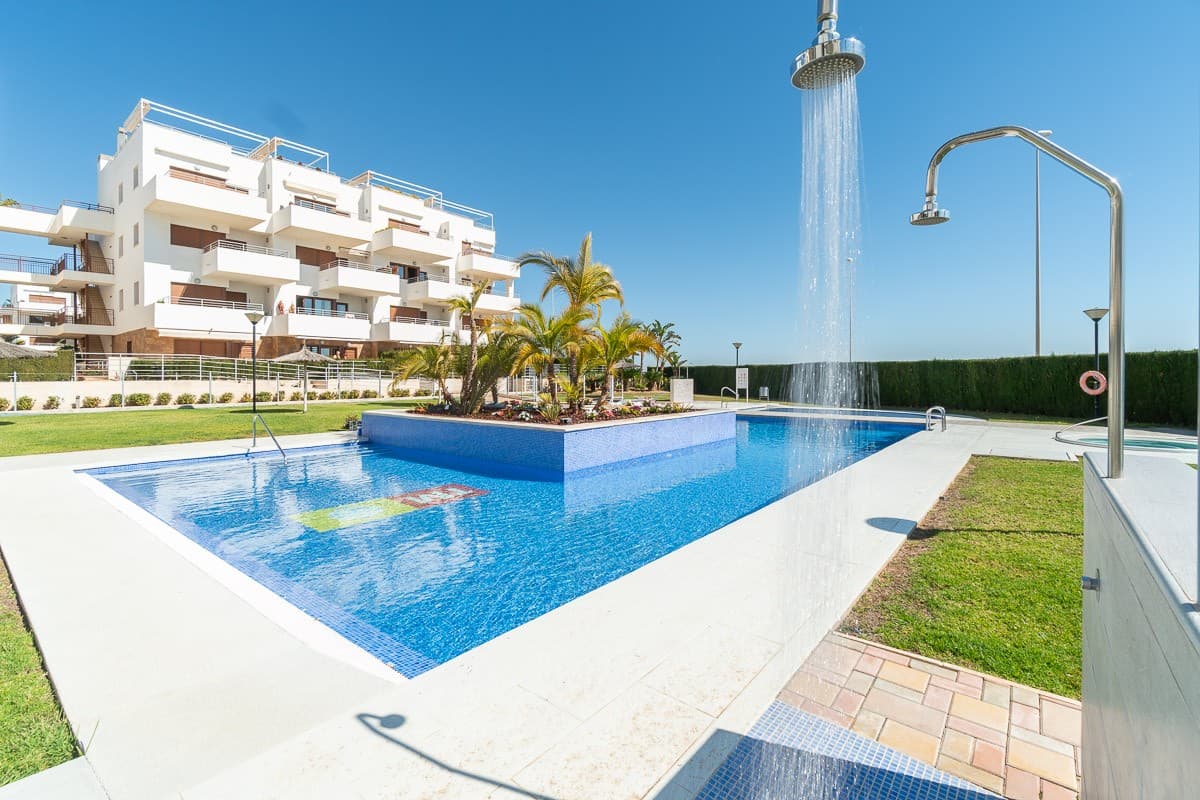 Apartamento Planta Media de 2 dormitorios en Orihuela Costa - 23
