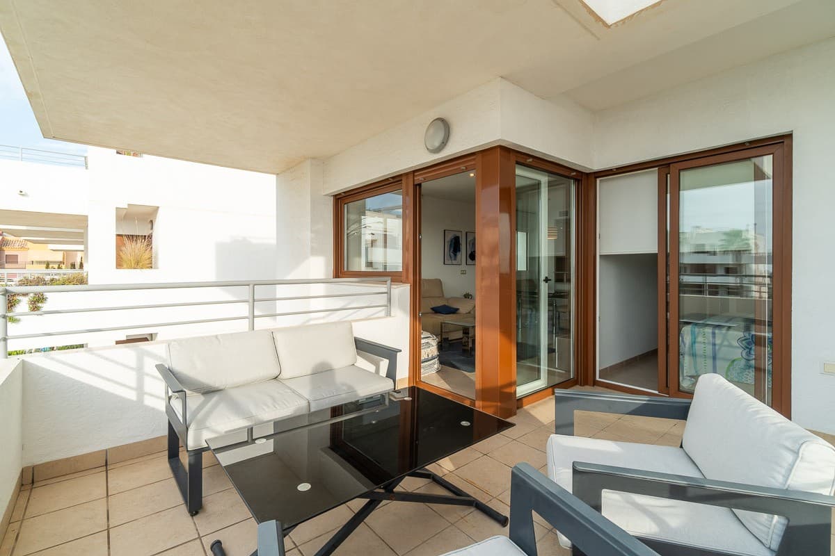 Apartamento Planta Media de 2 dormitorios en Orihuela Costa - 15