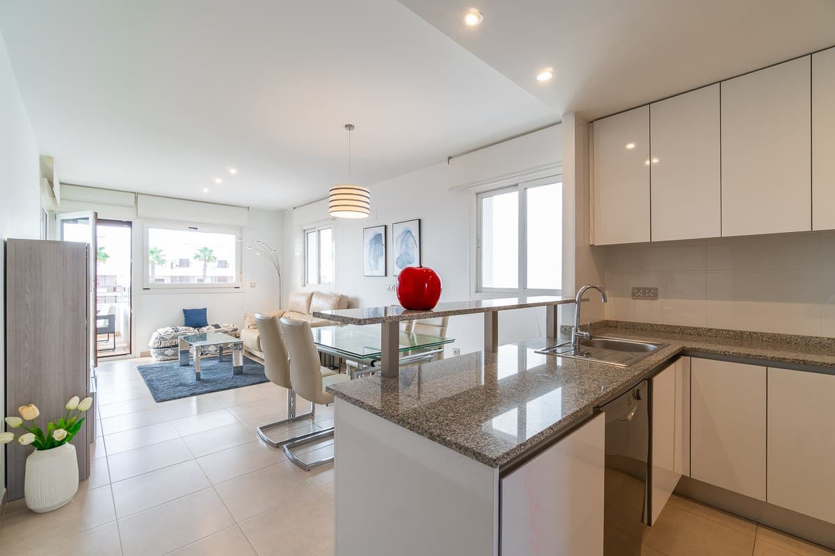 Apartamento Planta Media de 2 dormitorios en Orihuela Costa - 3