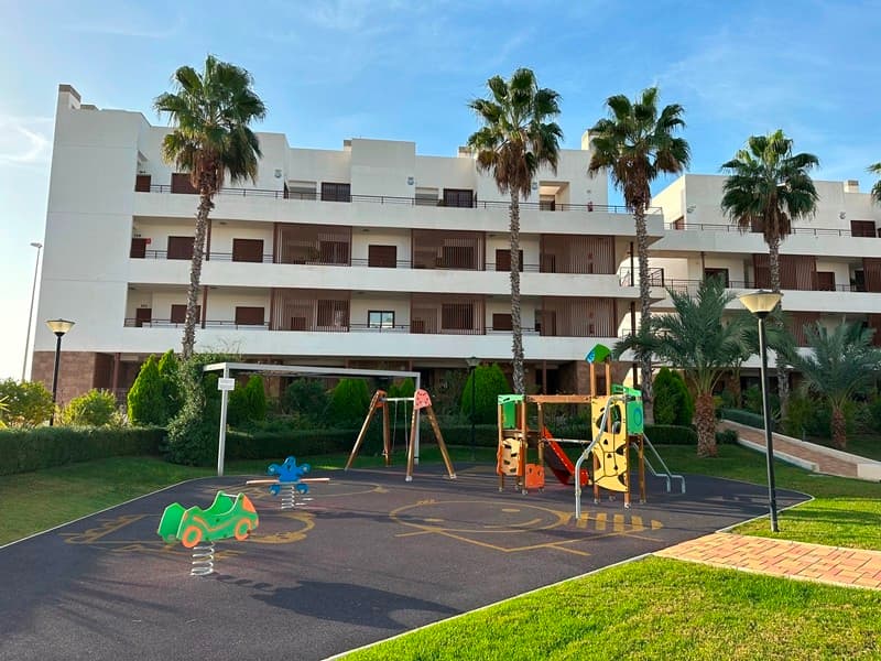 Apartamento Planta Media de 2 dormitorios en Orihuela Costa - 27
