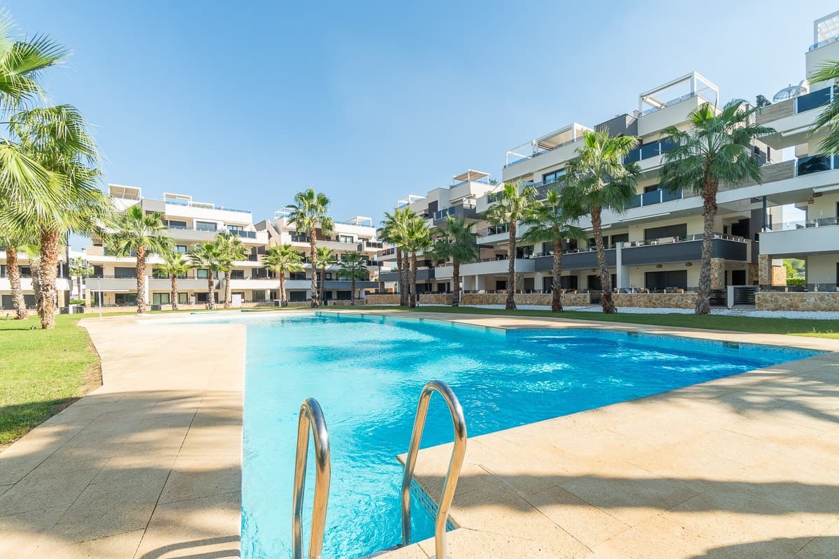 Apartamento Planta Media de 2 dormitorios en Orihuela Costa - 30