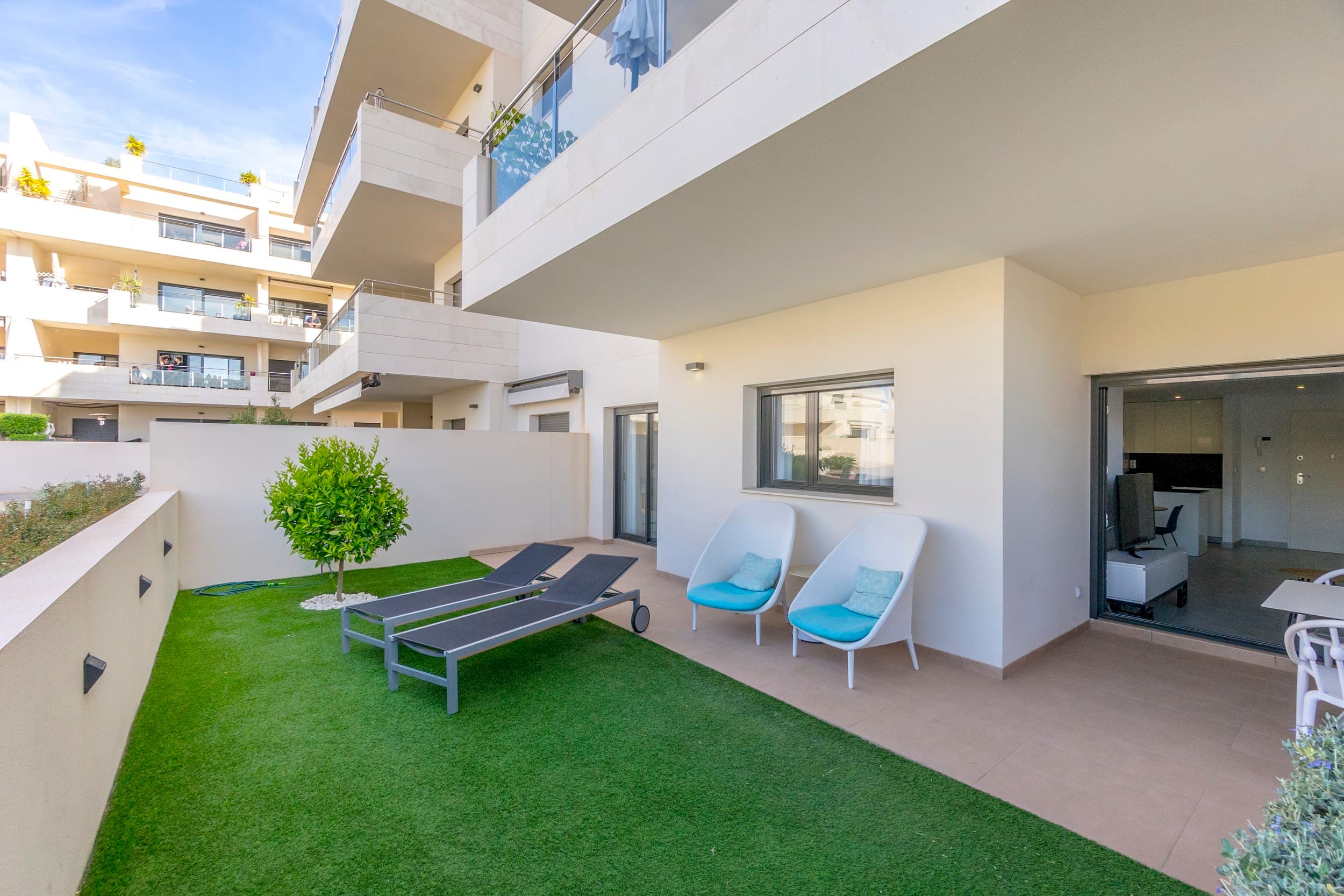 Apartamento Planta Media de 2 dormitorios en Orihuela - 17