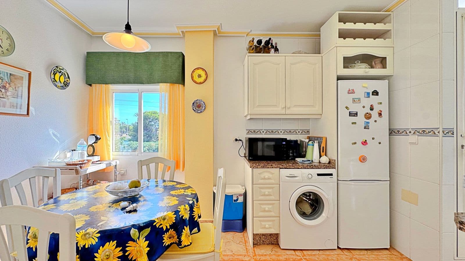 Apartamento Planta Media de 2 dormitorios en Orihuela Costa - 11