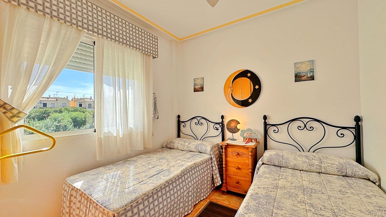 Apartamento Planta Media de 2 dormitorios en Orihuela Costa - 16