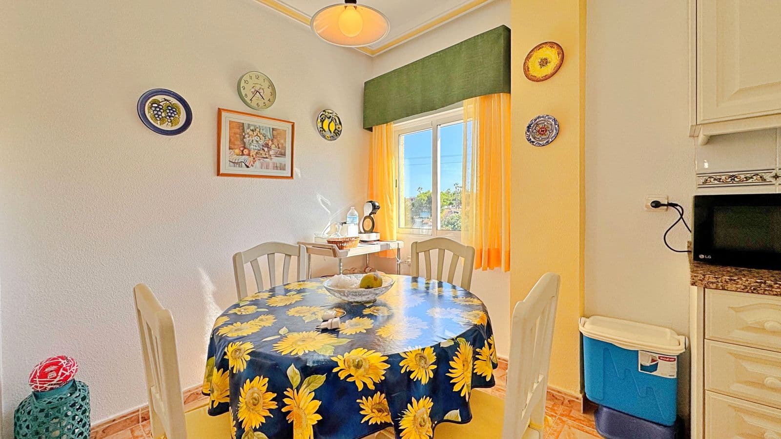 Apartamento Planta Media de 2 dormitorios en Orihuela Costa - 10