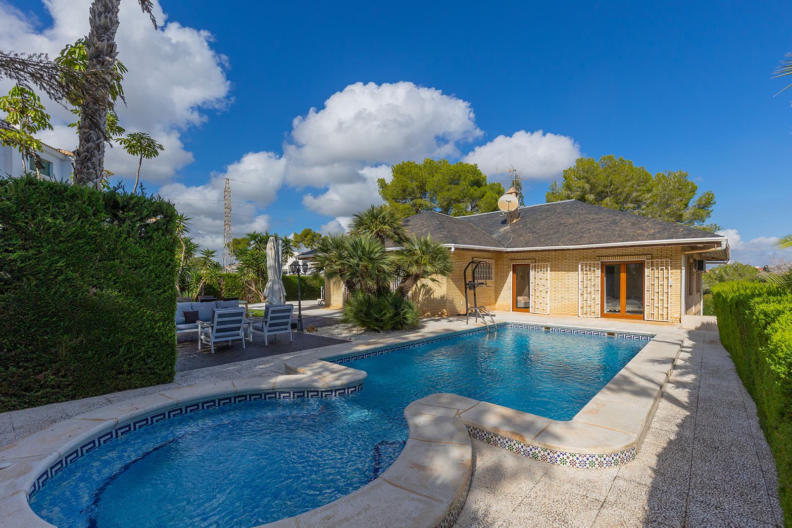 Vrijstaande Villa met 5 slaapkamers in Orihuela Costa - 9