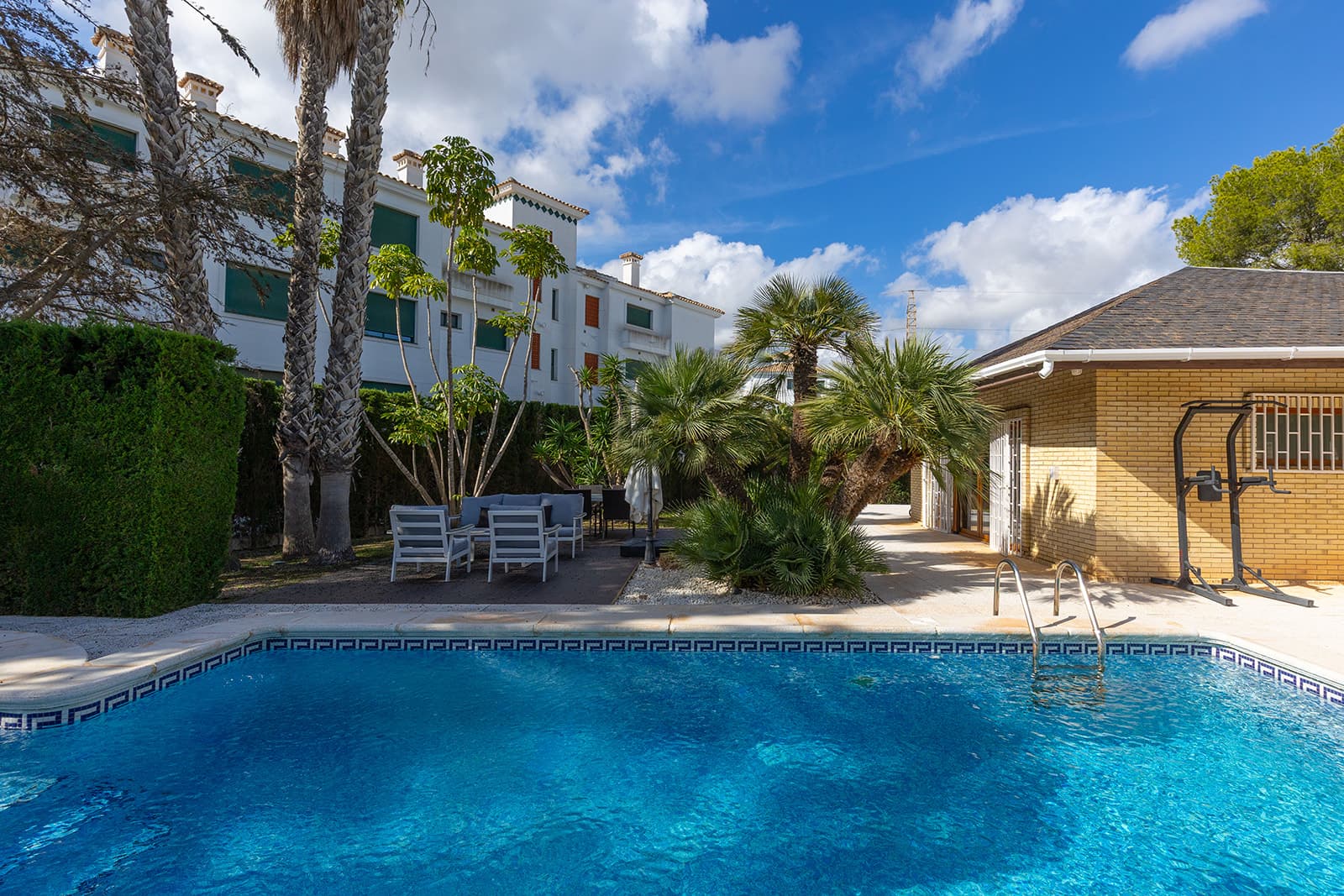 Vrijstaande Villa met 5 slaapkamers in Orihuela Costa - 11