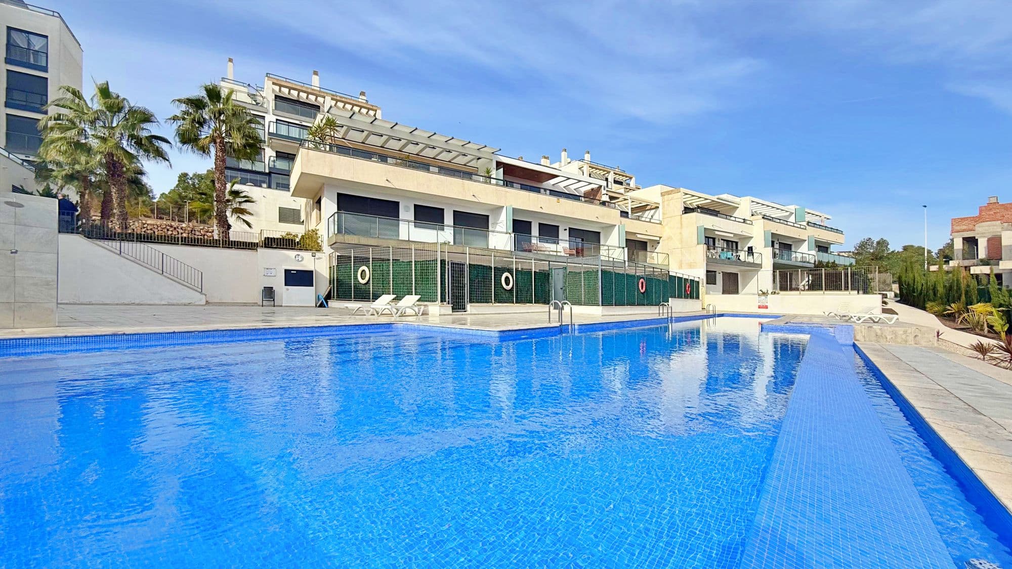 Apartamento Planta Media de 2 dormitorios en Orihuela Costa - 2