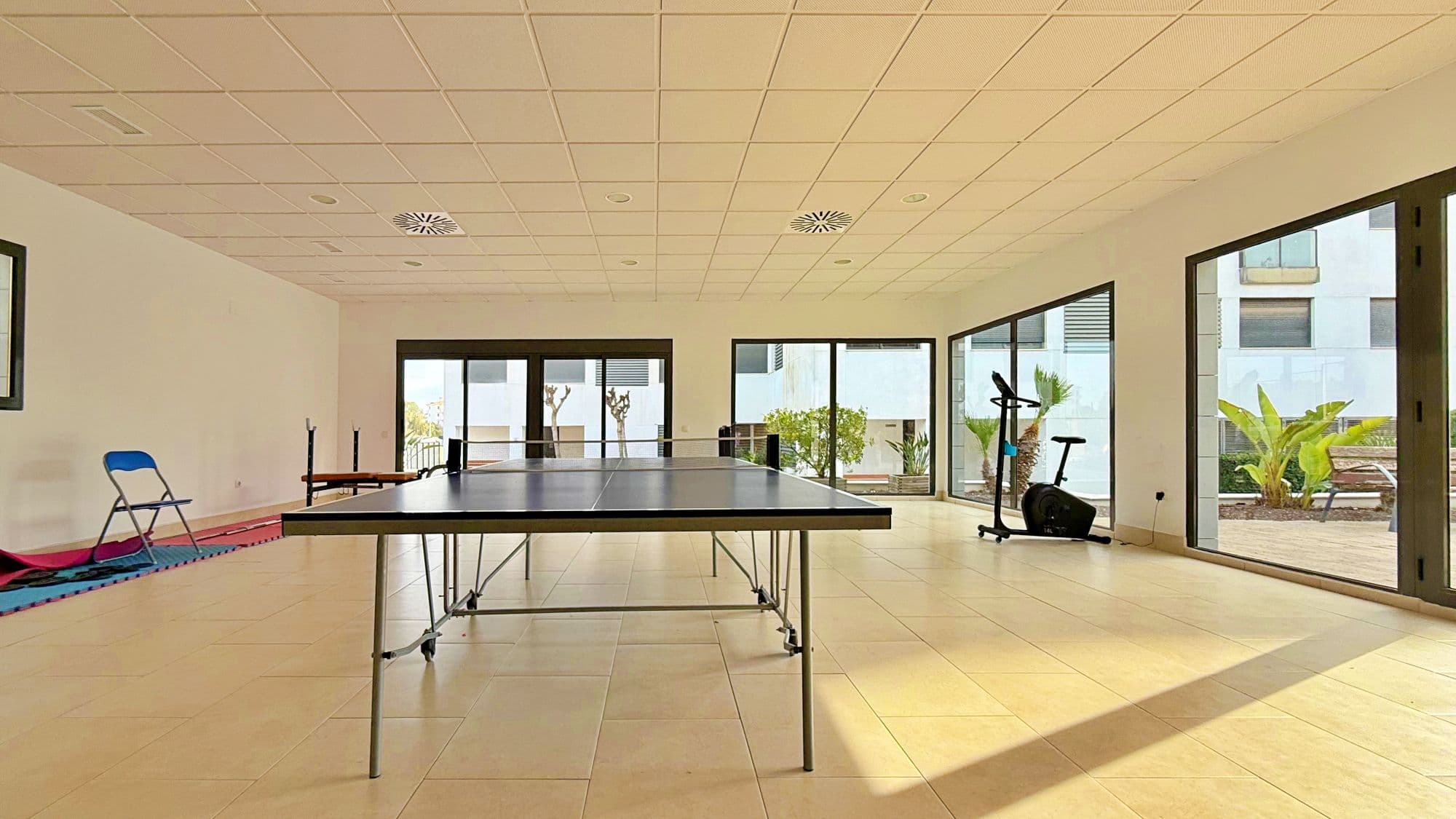 Apartamento Planta Media de 2 dormitorios en Orihuela Costa - 34