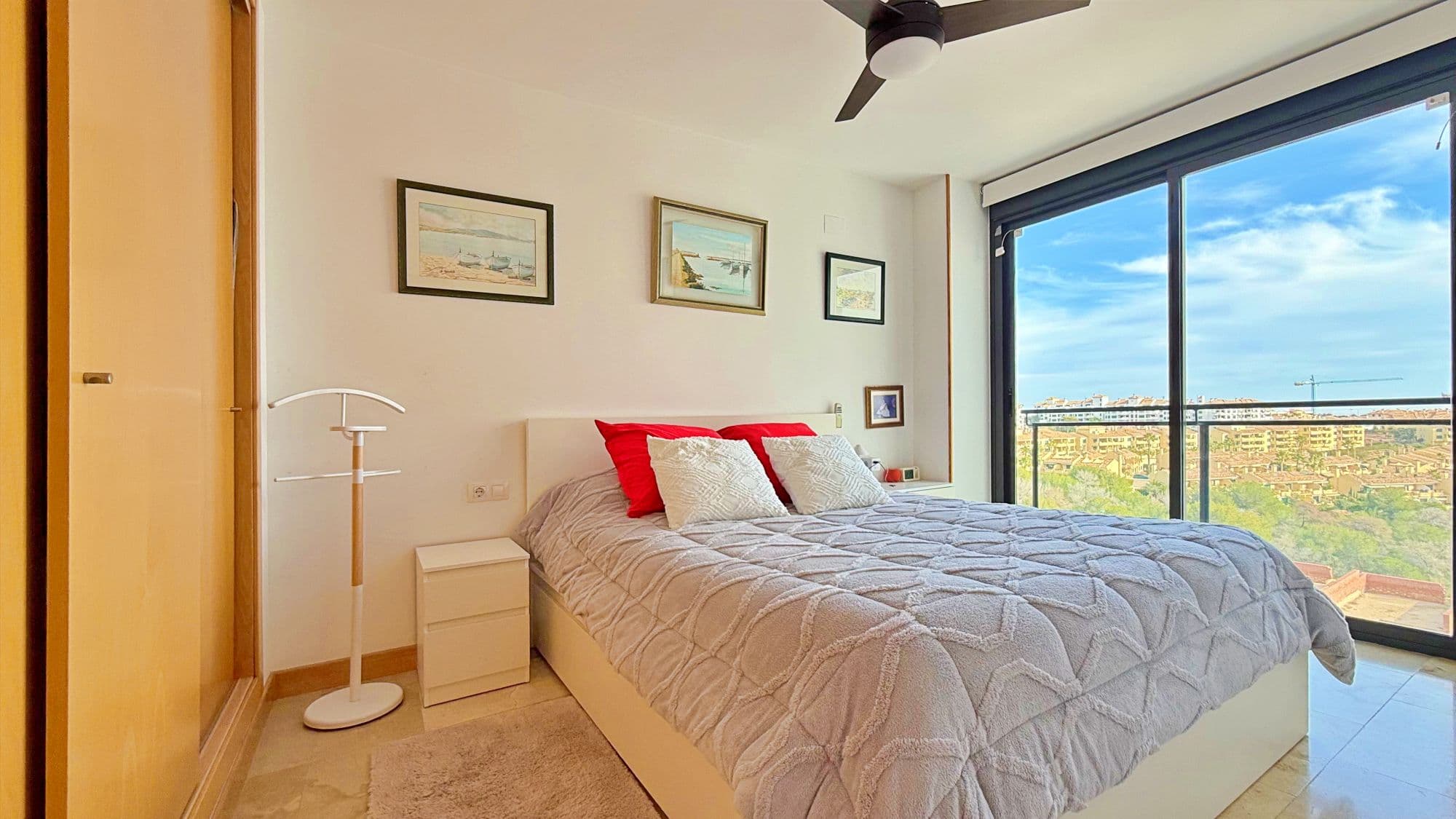 Apartamento Planta Media de 2 dormitorios en Orihuela Costa - 21