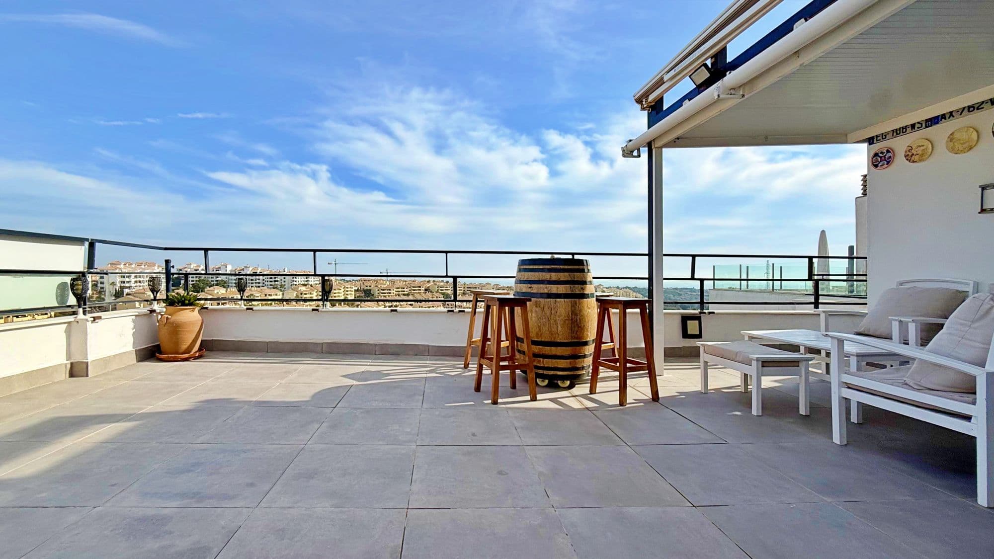 Apartamento Planta Media de 2 dormitorios en Orihuela Costa - 26