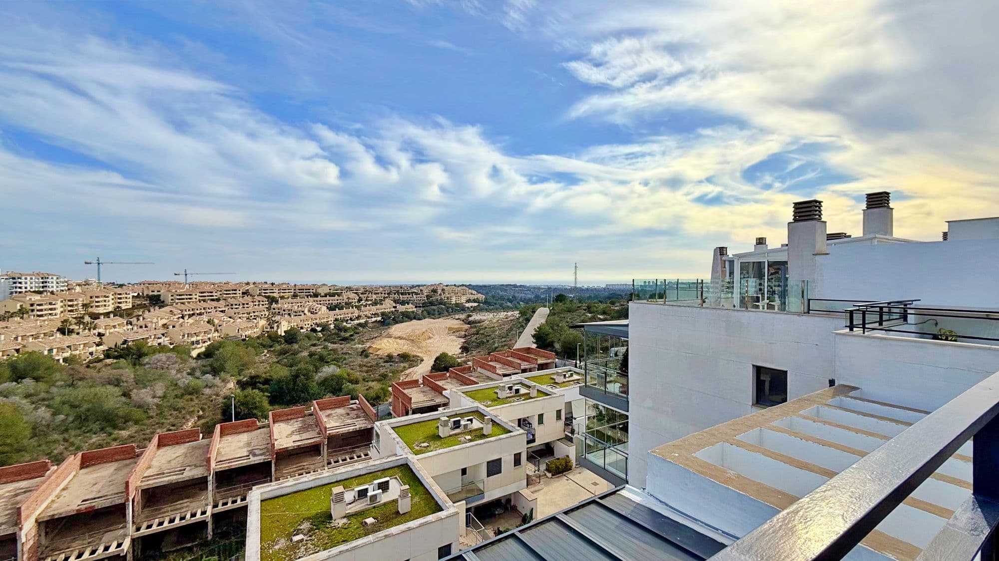 Apartamento Planta Media de 2 dormitorios en Orihuela Costa - 32