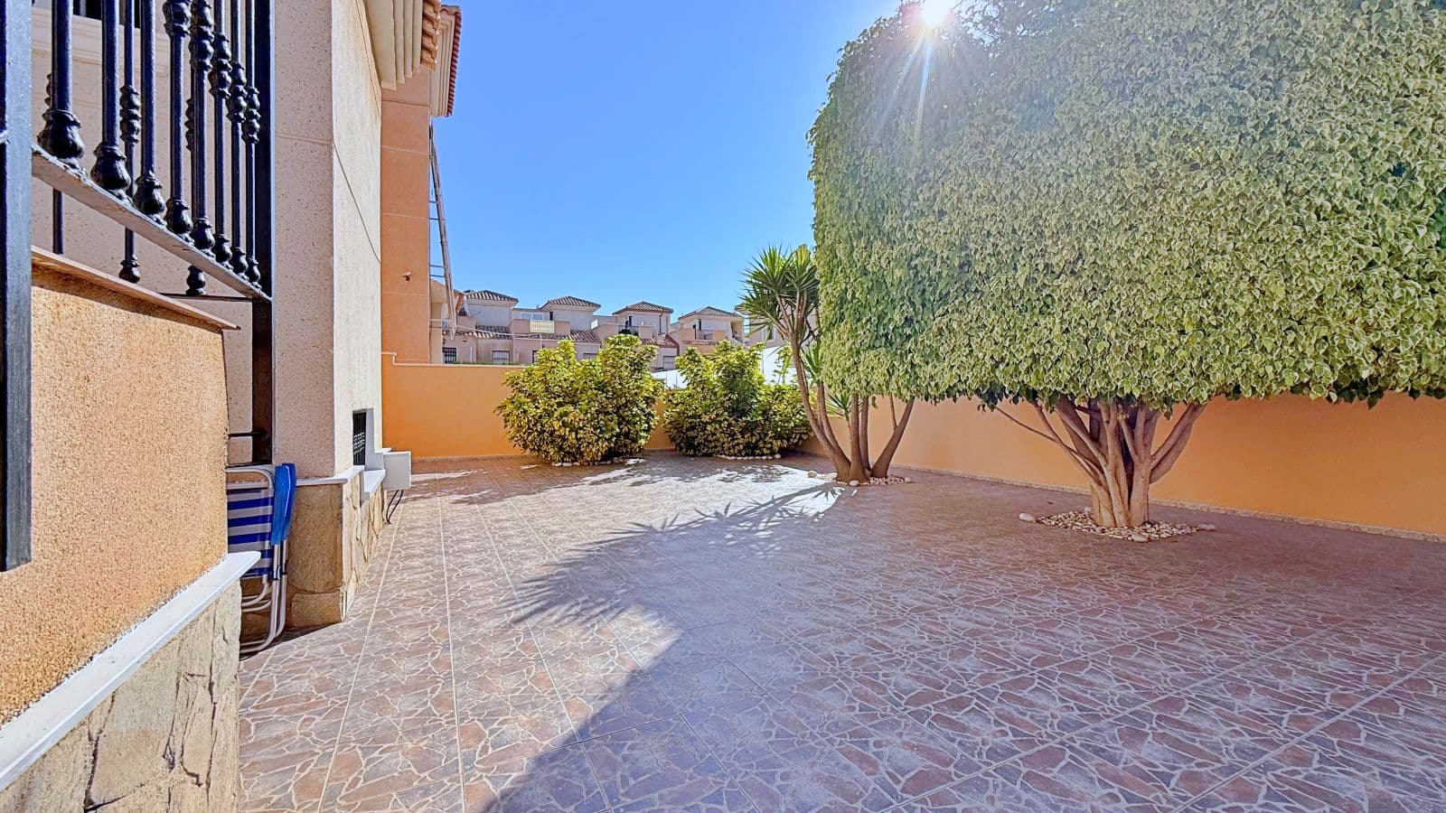 Villa - Chalet de 4 dormitorios en Orihuela - 4
