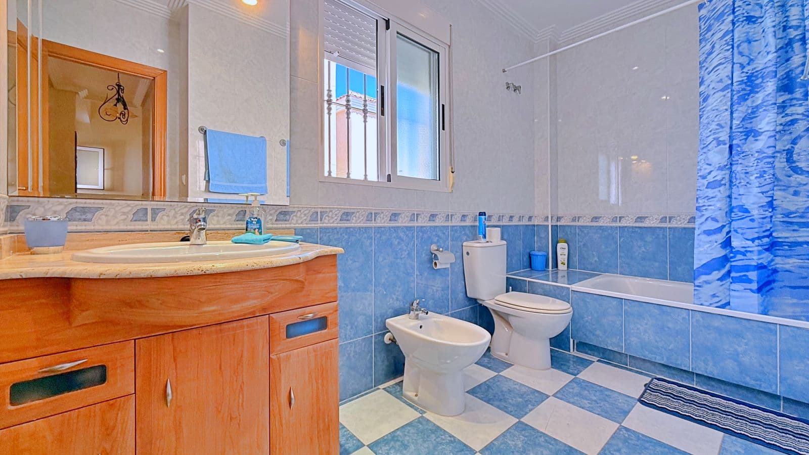Villa - Chalet de 4 dormitorios en Orihuela - 36
