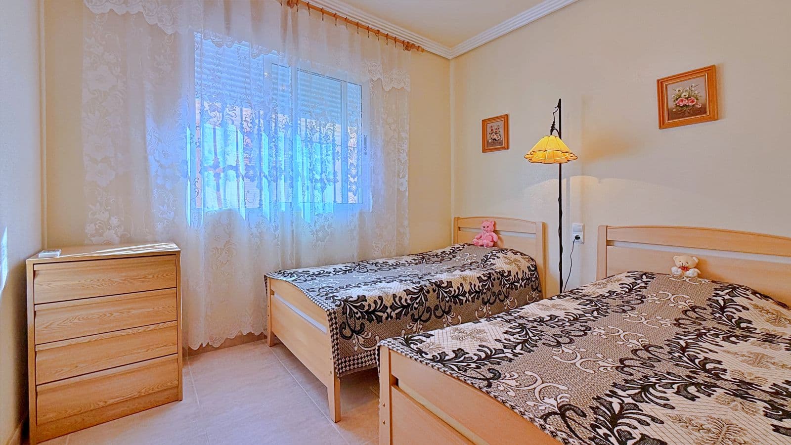 Villa - Chalet de 4 dormitorios en Orihuela - 38