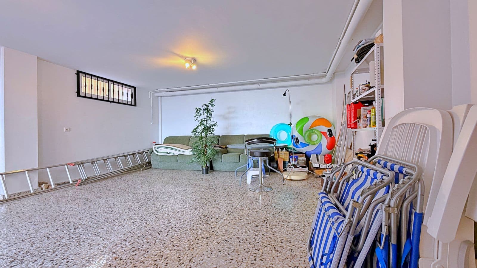 Villa - Chalet de 4 dormitorios en Orihuela - 47