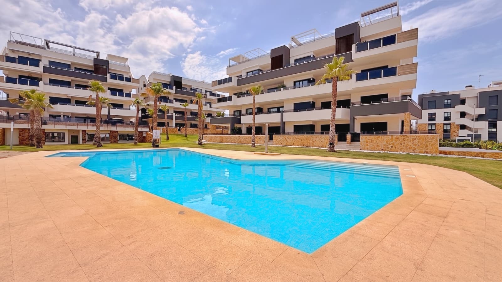 Tussenverdieping Appartement met 2 slaapkamers in Orihuela - 1
