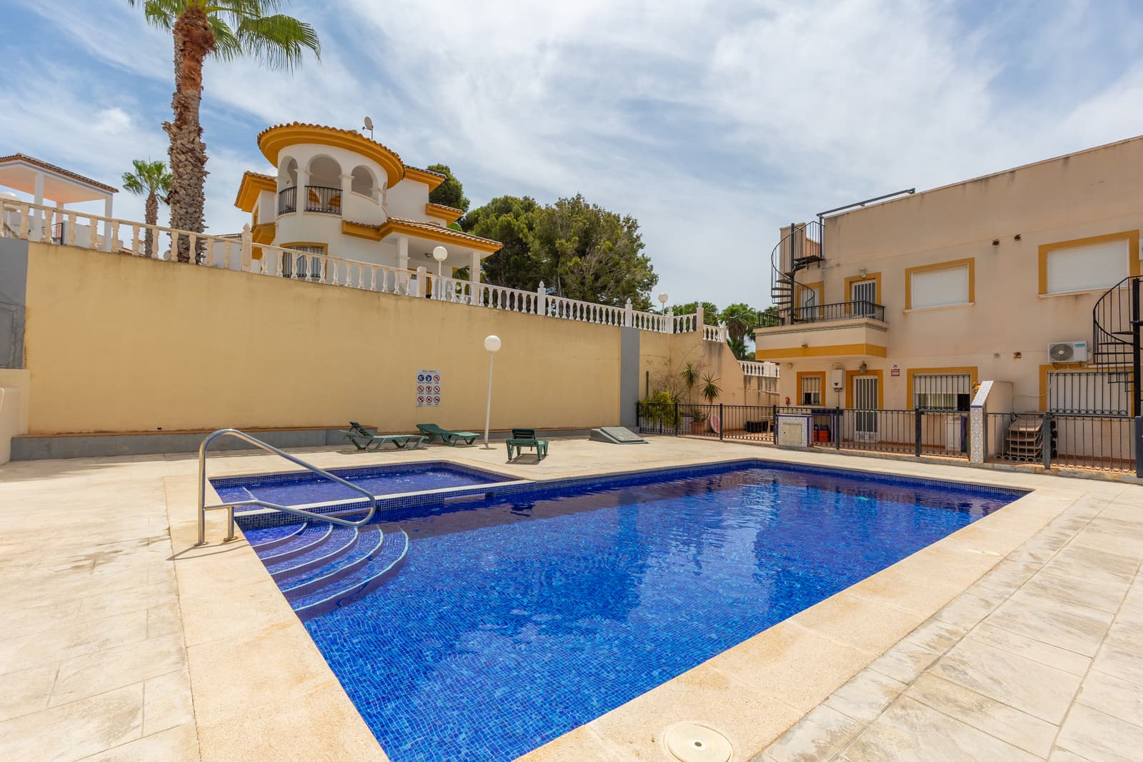 Tussenverdieping Appartement met 2 slaapkamers in Orihuela - 27