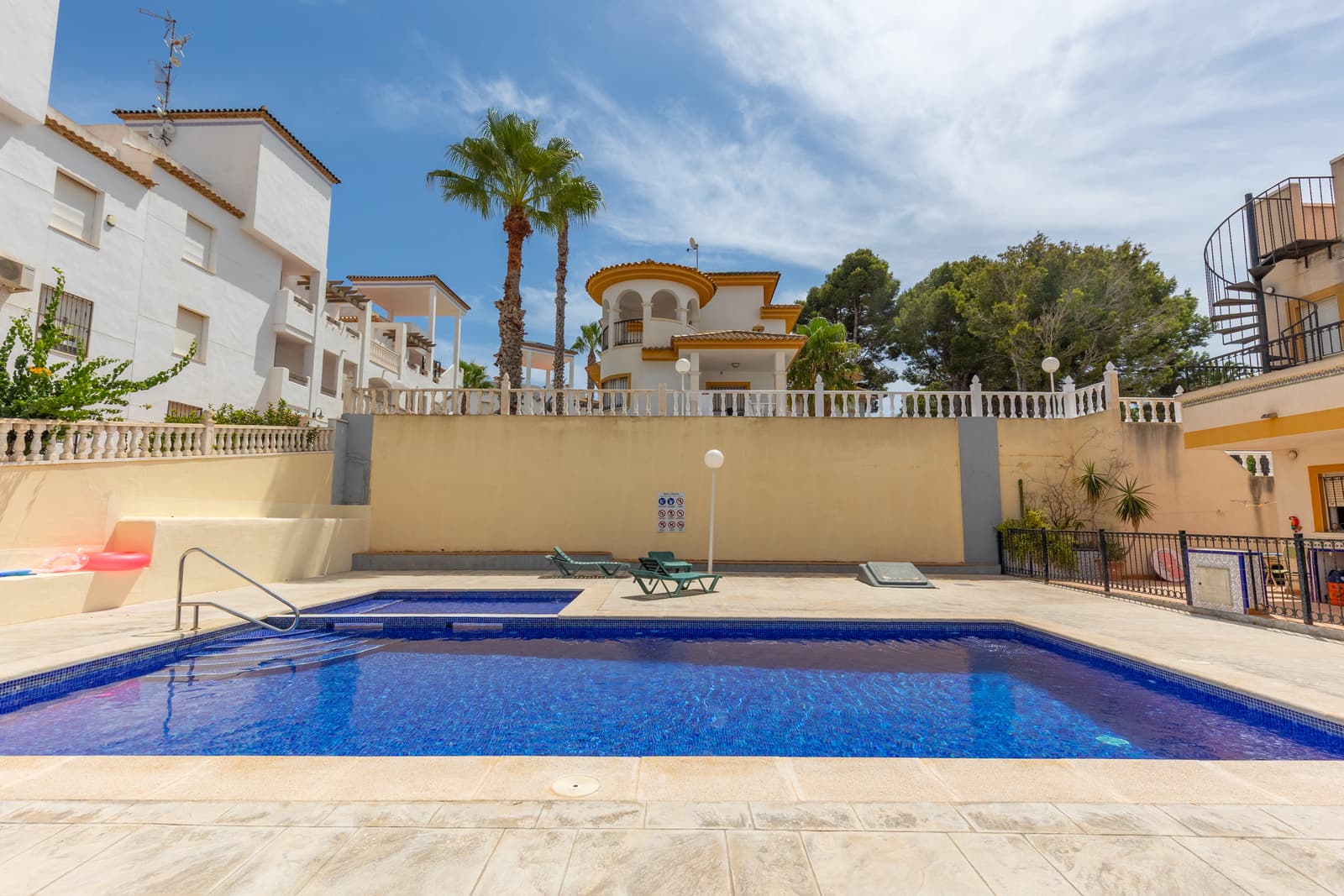 Tussenverdieping Appartement met 2 slaapkamers in Orihuela - 28