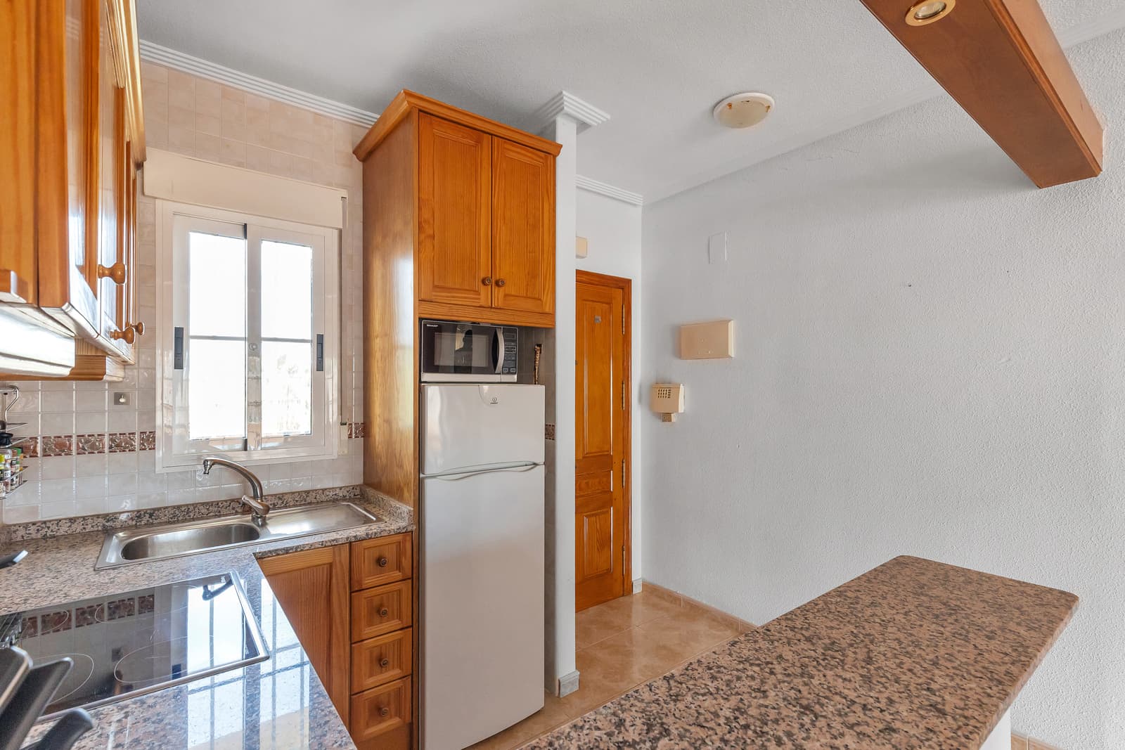 Tussenverdieping Appartement met 2 slaapkamers in Orihuela - 9